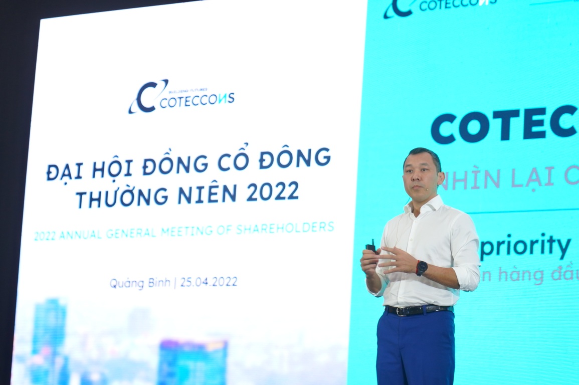Sếp Coteccons bị hỏi xoáy vì mức lãi 20 tỷ đồng, nhận cả tin nhắn đe dọa - 1 Sếp Coteccons bị hỏi xoáy vì mức lãi 20 tỷ đồng, nhận cả tin nhắn đe dọa - 1