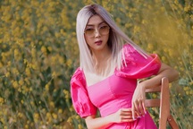 Ngọc Quyên trẻ trung như tuổi đôi mươi dù đã làm mẹ