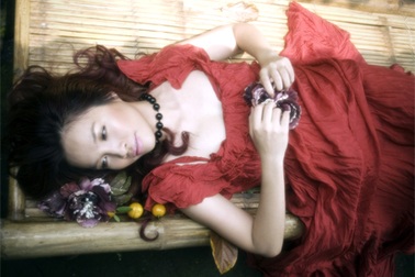 Hiền Thục: “Tôi sợ đám đông và những chuyện ồn ào”