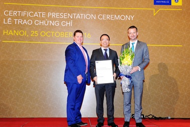 CPA Australia trao chứng chỉ “Đối tác đạt chuẩn về đào tạo và phát triển chuyên môn” cho Techcombank