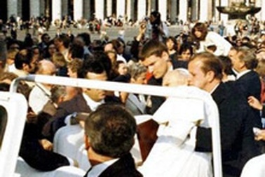 Italy tố cáo Liên Xô đứng đằng sau vụ ám sát John Paul II