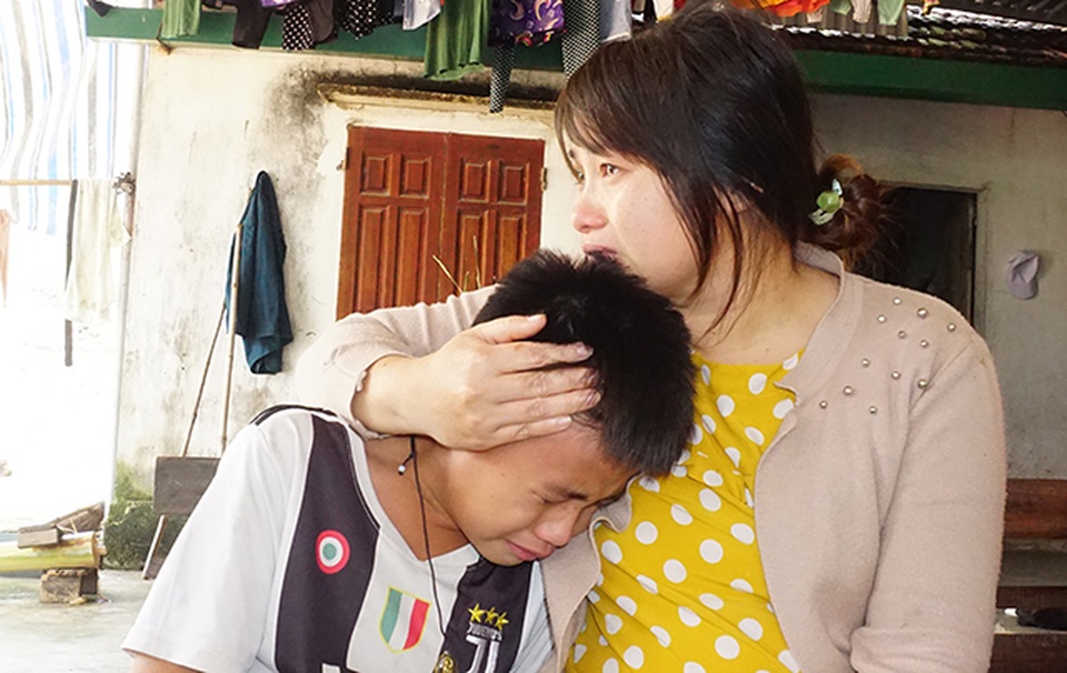 Lời khẩn cầu của người phụ nữ khổ đau đến cùng cực - 4 Lời khẩn cầu của người phụ nữ khổ đau đến cùng cực - 4
