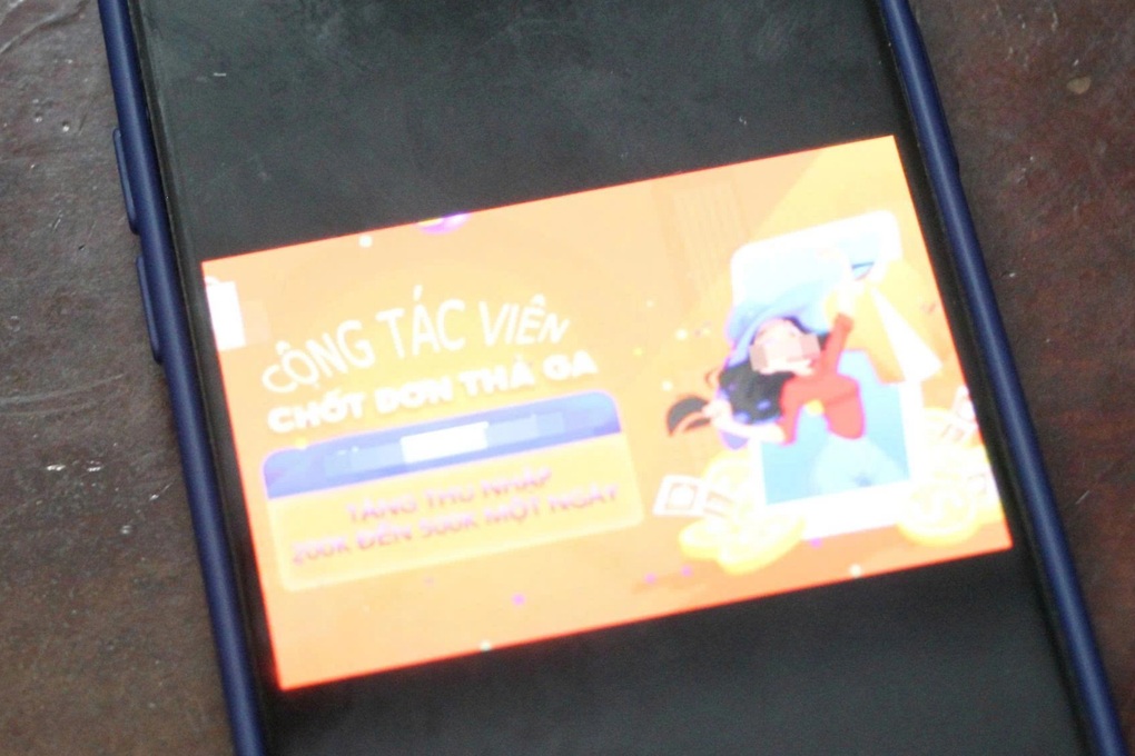 Người phụ nữ mất 3,7 tỷ đồng vì ham hoa hồng khi mua hàng trên mạng - 1 Người phụ nữ mất 3,7 tỷ đồng vì ham hoa hồng khi mua hàng trên mạng - 1