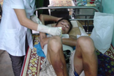 5 tiếng, ông đánh cháu 13 trận đòn