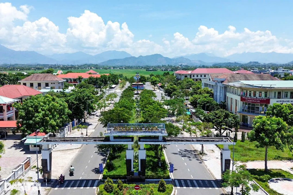Thông tin chi tiết trụ sở 15 phường, xã mới của thành phố Đà Nẵng - 3 Thông tin chi tiết trụ sở 15 phường, xã mới của thành phố Đà Nẵng - 3