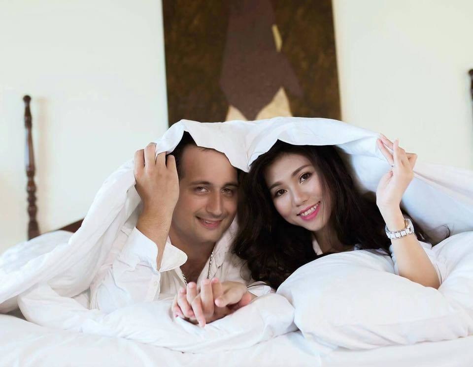 Kỹ sư người Anh say nắng cô gái Việt, vượt đại dương để cầu hôn bằng được - 1 Kỹ sư người Anh say nắng cô gái Việt, vượt đại dương để cầu hôn bằng được - 1