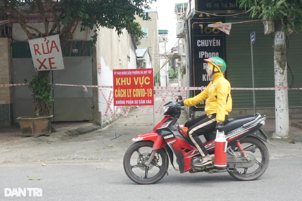 Sáng 3/11, các tỉnh miền Tây báo cáo hàng nghìn ca mắc mới Covid-19 - 2 Sáng 3/11, các tỉnh miền Tây báo cáo hàng nghìn ca mắc mới Covid-19 - 2