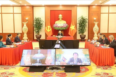 Tổng Bí thư Nguyễn Phú Trọng điện đàm với Chủ tịch Đảng Nhân dân Campuchia, Thủ tướng Chính phủ Campuchia