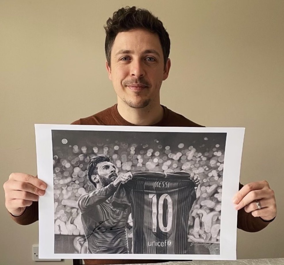 Xúc động trước những bức tranh vẽ Messi và Maradona - 4 Xúc động trước những bức tranh vẽ Messi và Maradona - 4