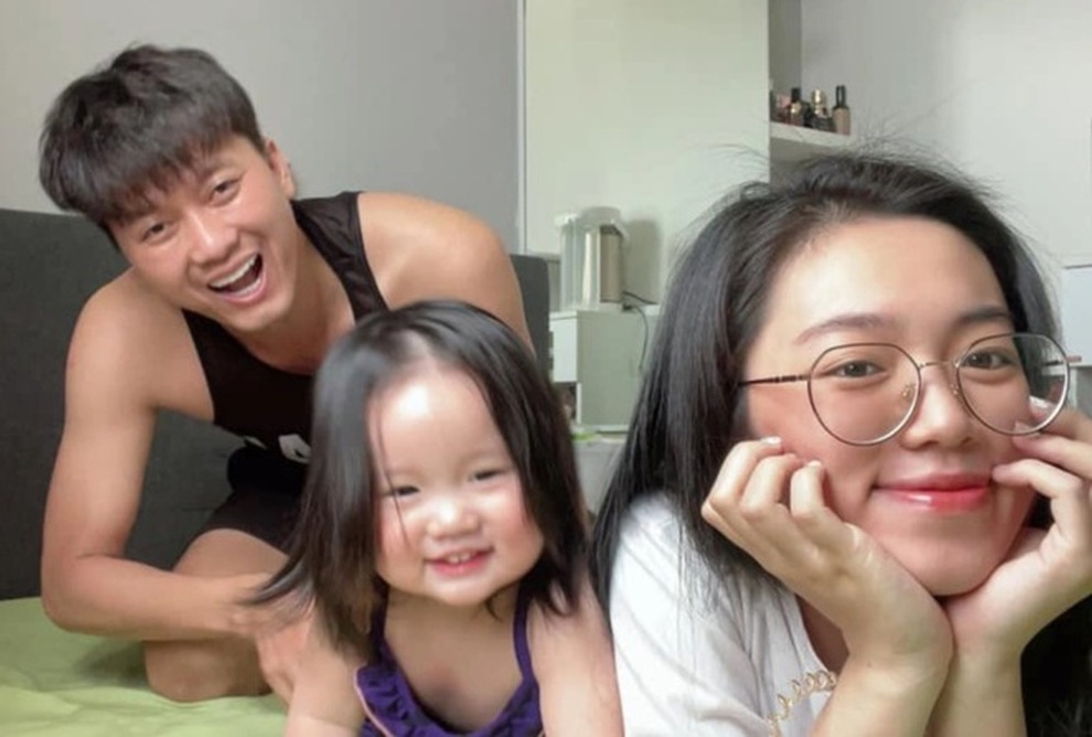 Chuyện tình chú - cháu gây ồn ào của 3 soái ca showbiz Việt - 2 Chuyện tình chú - cháu gây ồn ào của 3 soái ca showbiz Việt - 2