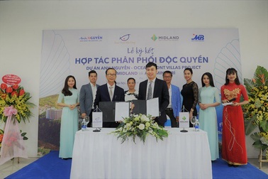 Lễ kí kết hợp tác phân phối độc quyền dự án Anh Nguyễn Ocean Pront Villas