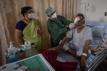 Chưa hết quay cuồng với nấm đen - nấm trắng, Ấn Độ có thêm bệnh nấm vàng