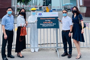 Siemens Healthineers ủng hộ 3.300 suất ăn hỗ trợ bệnh viện K chống dịch Covid-19