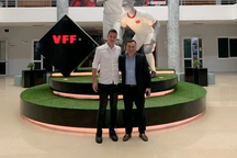 Filip Nguyễn bất ngờ ghé thăm VFF trước tin đồn khoác áo tuyển Việt Nam