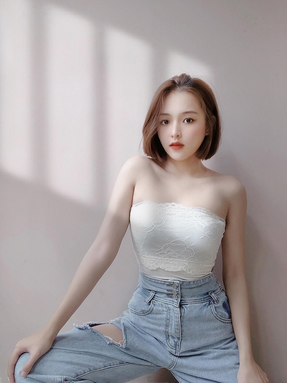 Khoe số đo 3 vòng như hoa hậu của cô nàng 10X Phú Yên - 10 Khoe số đo 3 vòng như hoa hậu của cô nàng 10X Phú Yên - 10