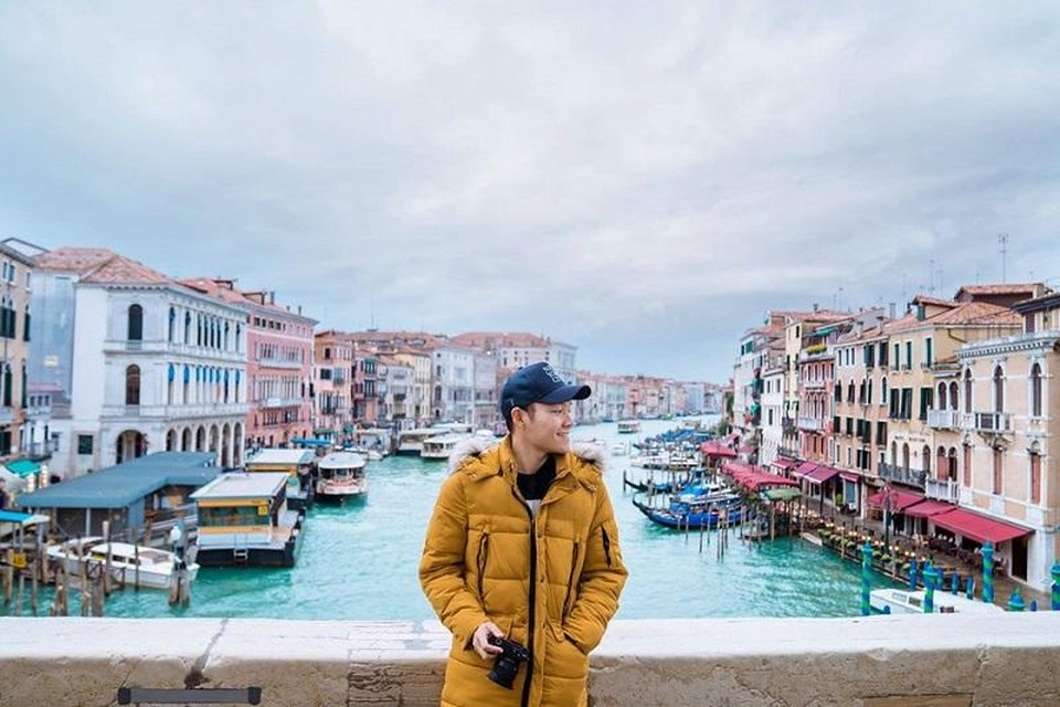 Chàng trai trở về từ Séc mở “tiệm tạp hóa Cô Vy” trong khu cách ly - 1 Chàng trai trở về từ Séc mở “tiệm tạp hóa Cô Vy” trong khu cách ly - 1