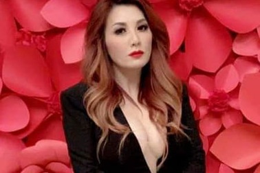 Đi siêu thị mùa dịch, vợ cũ Bằng Kiều hốt hoảng vì giấy vệ sinh bị gom sạch