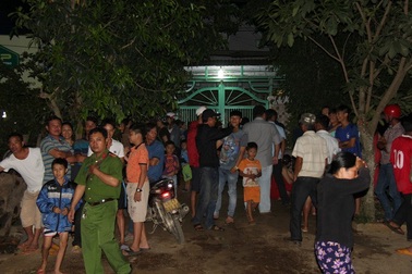 Bắt con bạc, phát hiện đối tượng bị truy nã tội giết người