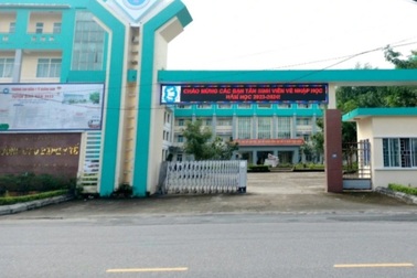 Vụ 120 sinh viên chưa được cấp bằng: Quảng Nam đưa ra giải pháp khẩn