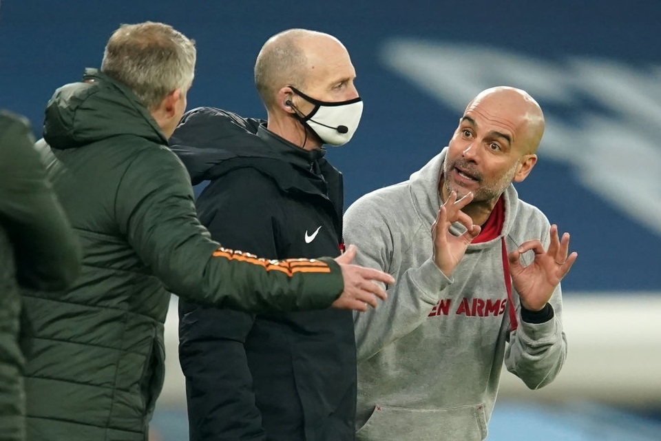 Man Utd chặt đứt mạch toàn thắng 21 trận của Man City - 14 Man Utd chặt đứt mạch toàn thắng 21 trận của Man City - 14