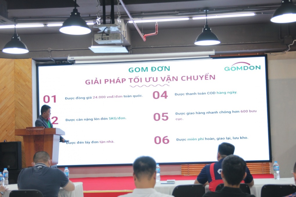 Ứng dụng Gom Đơn tối ưu chất lượng giao hàng cho cửa hàng nhỏ và vừa - 4 Ứng dụng Gom Đơn tối ưu chất lượng giao hàng cho cửa hàng nhỏ và vừa - 4
