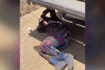 Xót xa cảnh lao động Việt ngất xỉu khi làm nông nghiệp ở Hàn Quốc