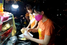 Những gánh hàng đêm thời Covid-19