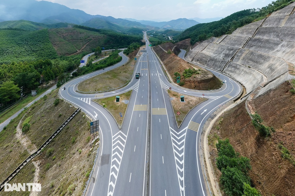 Loạt cao tốc dần thành hình sau những chuyến thị sát của Thủ tướng - 13 Loạt cao tốc dần thành hình sau những chuyến thị sát của Thủ tướng - 13