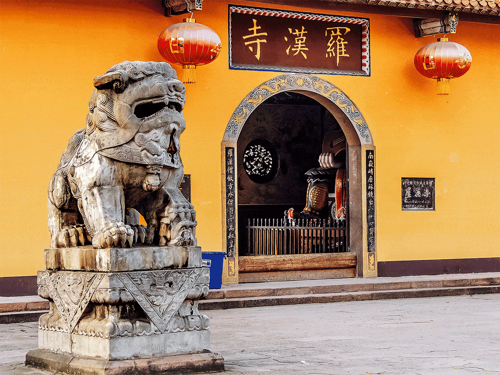 Trung Quốc: Chuyện xúc động phía sau 108 phụ nữ sinh con, ăn mặn trong chùa - 2
