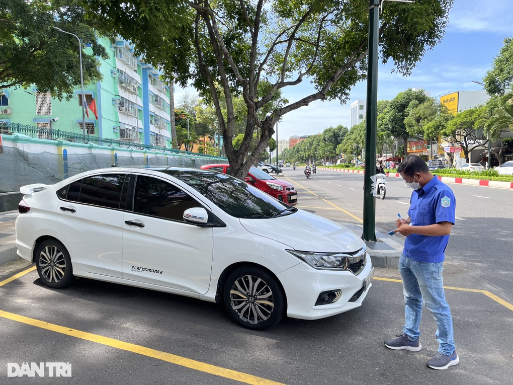 Thành phố Vũng Tàu thu phí đậu xe lòng đường - 1 Thành phố Vũng Tàu thu phí đậu xe lòng đường - 1