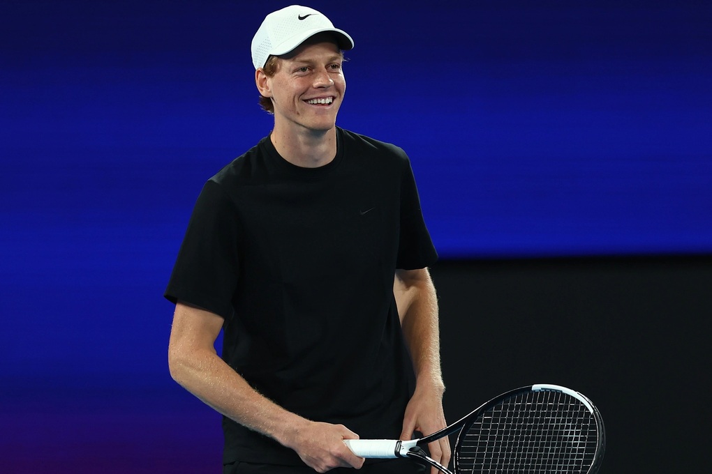 Sinner bất ngờ thất bại, Djokovic gặp vấn đề trước Australian Open 2026 - 1