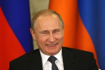 Tổng thống Putin “cán đích” sớm trong cuộc đua giành chữ ký ủng hộ