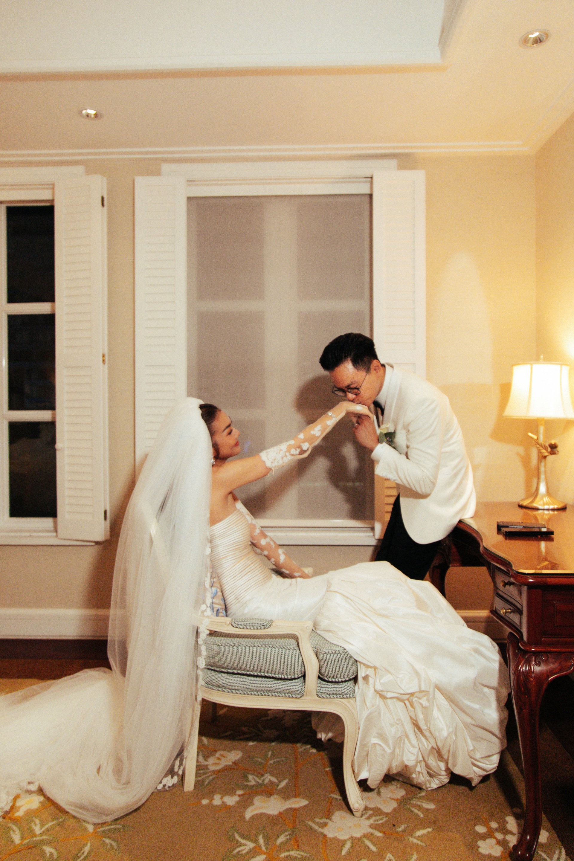 Thanh Hằng lần đầu hé lộ về chồng nhạc trưởng: Anh ấy là đại gia ngầm - 9 Thanh Hằng lần đầu hé lộ về chồng nhạc trưởng: Anh ấy là đại gia ngầm - 9