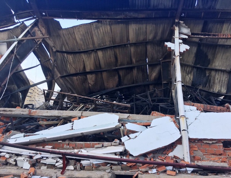 Điều tra, làm rõ vụ nhà xưởng 6.000m2 chứa đồ gỗ xuất khẩu bị cháy rụi - 3