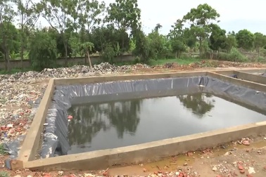 Bãi rác thải khổng lồ của thị xã Sầm Sơn đang khiến hàng trăm hộ dân sống dở chết dở