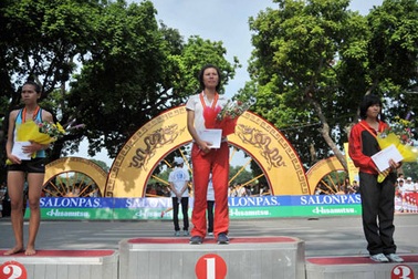 Hơn 2000 VĐV tham dự giải chạy Việt dã báo Hà Nội mới