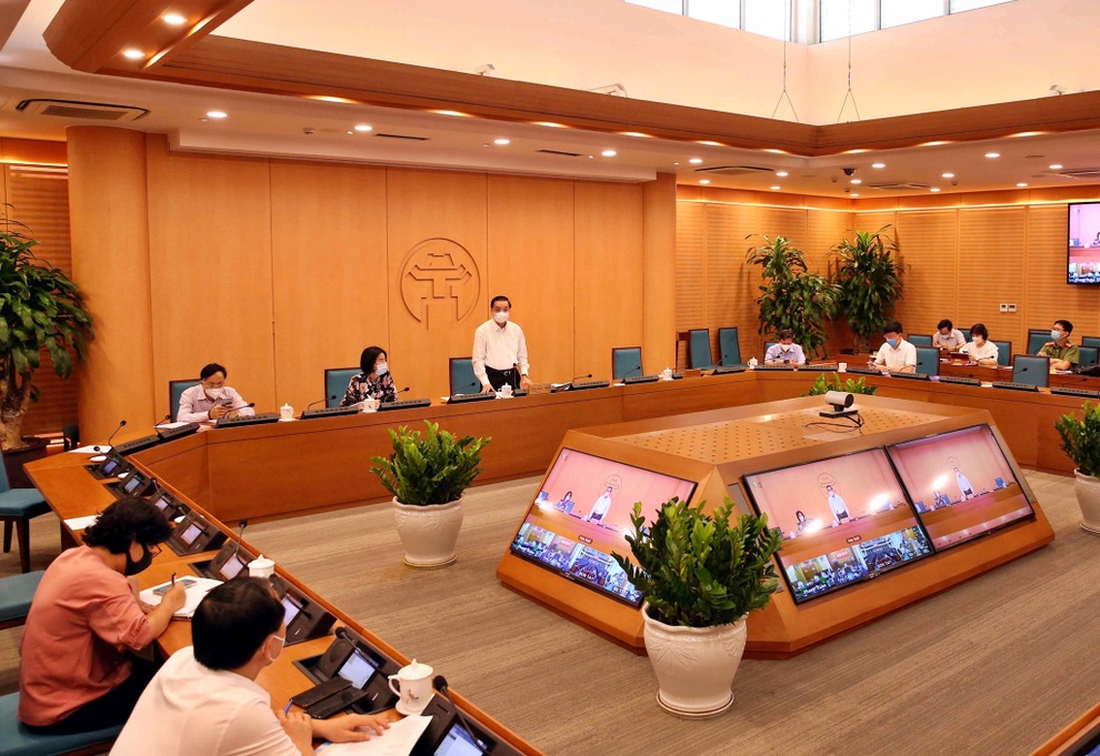 Chủ tịch Hà Nội: Chuẩn bị lộ trình để có thể nới lỏng một số hoạt động - 1 Chủ tịch Hà Nội: Chuẩn bị lộ trình để có thể nới lỏng một số hoạt động - 1