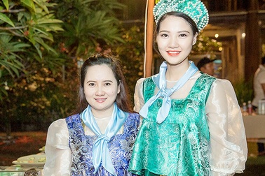 Trần Thị Quỳnh là khách mời đặc biệt trong tiệc mừng Quốc khánh Nga