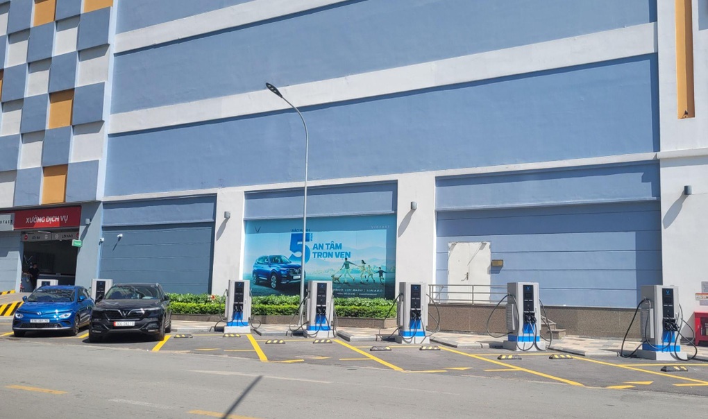 Giải pháp thúc đẩy sự phát triển xe điện - 1