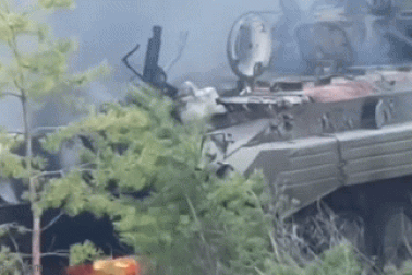 Nga công bố video thiêu rụi xe chiến đấu của Ukraine