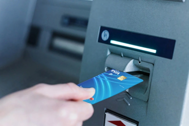 Lý do nhiều người như bị "thao túng tâm lý" khi nghe con cần tiền mổ gấp