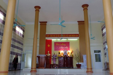 Xây trường tiền tỉ cho những người thiền định mở luân xa