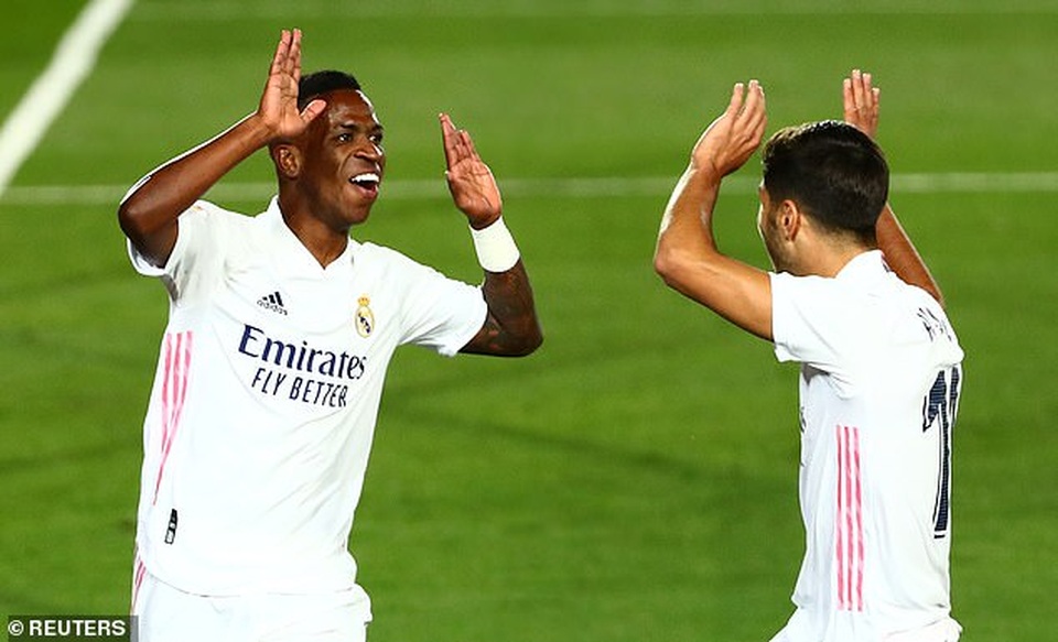 Real Madrid nhọc nhằn giành chiến thắng thứ 2 tại La Liga - 9 Real Madrid nhọc nhằn giành chiến thắng thứ 2 tại La Liga - 9