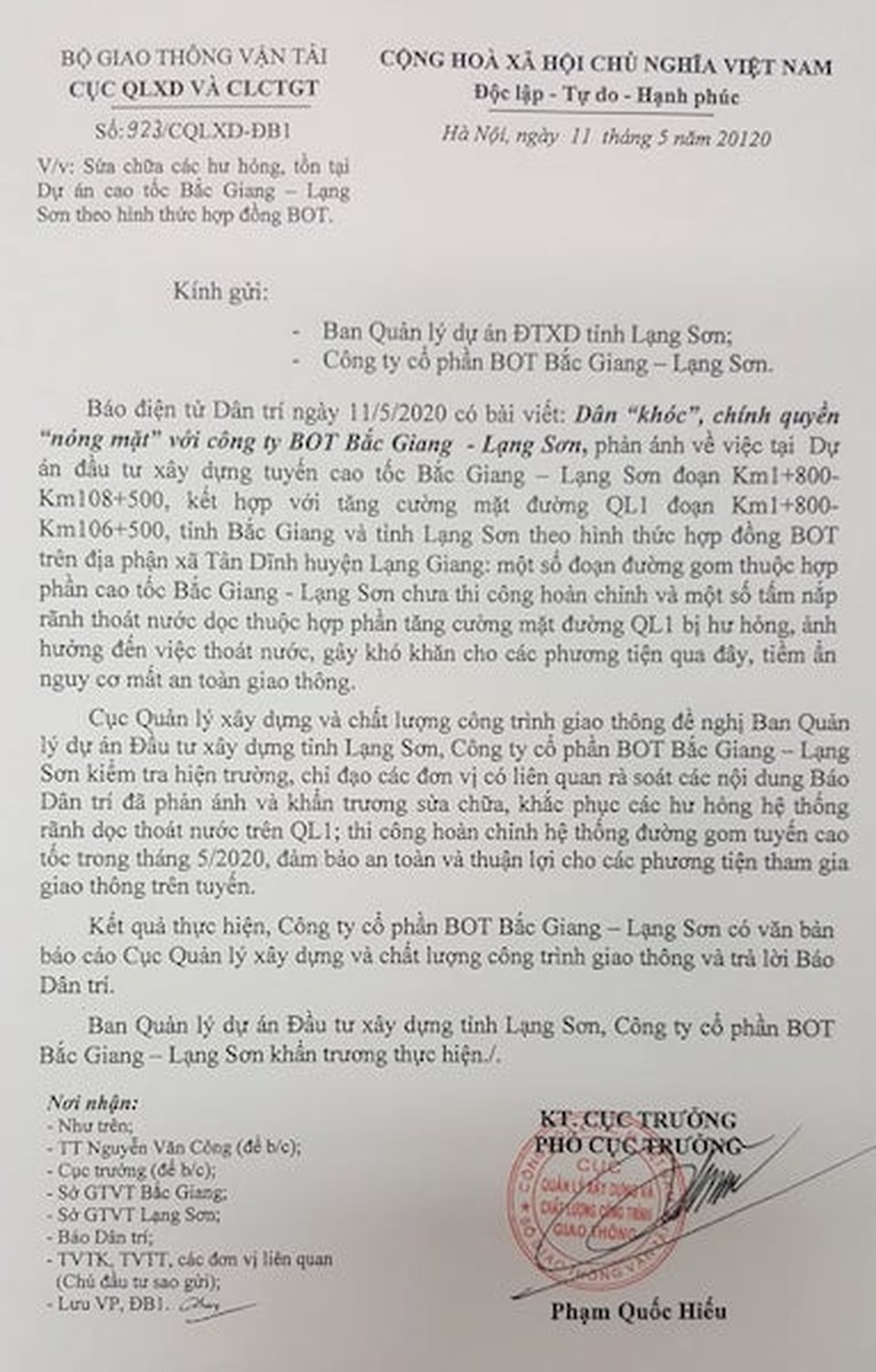 Hàng loạt “hố bẫy” trên QL 1A được khắc phục ngay sau khi Dân trí phản ánh - 1 Hàng loạt “hố bẫy” trên QL 1A được khắc phục ngay sau khi Dân trí phản ánh - 1