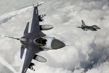 Hà Lan sắp chuyển 18 tiêm kích F-16 cho Ukraine, xung đột nóng từng ngày