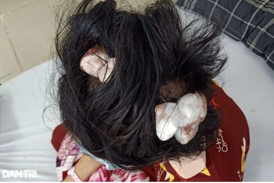 Nỗi kinh hoàng gọi tên... người tình của mẹ - 1 Nỗi kinh hoàng gọi tên... người tình của mẹ - 1