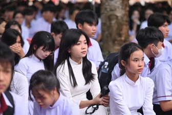 Đề xuất mở chương trình song bằng ở bậc THPT