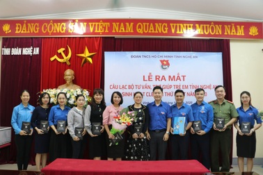 Tỉnh đoàn Nghệ An ra mắt câu lạc bộ tư vấn trợ giúp trẻ em
