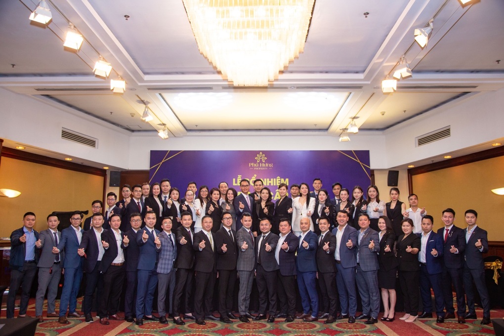 Phú Hưng Property vào Top 10 Sàn giao dịch bất động sản tiêu biểu Việt Nam - 2 Phú Hưng Property vào Top 10 Sàn giao dịch bất động sản tiêu biểu Việt Nam - 2