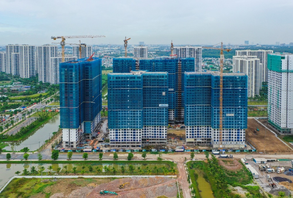 Masterise Homes cất nóc dự án LUMIÈRE Boulevard - 3 Masterise Homes cất nóc dự án LUMIÈRE Boulevard - 3